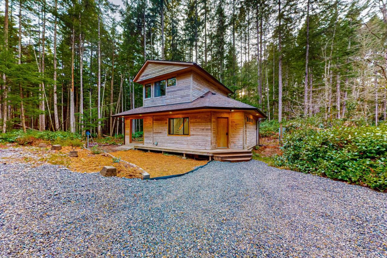 The Hideaway Villa Langley Exterior photo